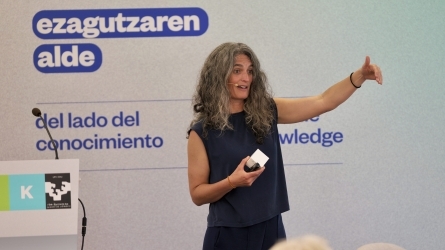  María C. Uyarra. Cultura oceánica y escuelas azules en Euskadi.